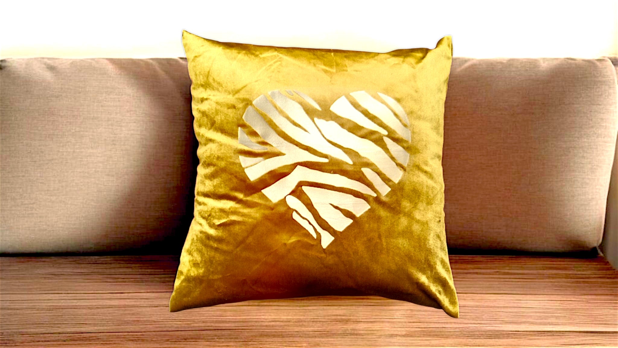 Coussin Velvet Jaune Ocre